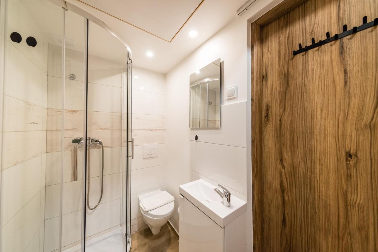 Micro Apartments 2,5 Qm - Najmniejsze Apartamenty Swiata 2,5 Mkw Krasków Εξωτερικό φωτογραφία