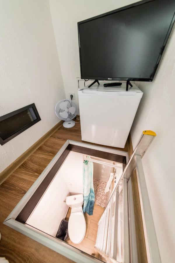 Micro Apartments 2,5 Qm - Najmniejsze Apartamenty Swiata 2,5 Mkw Krasków Εξωτερικό φωτογραφία