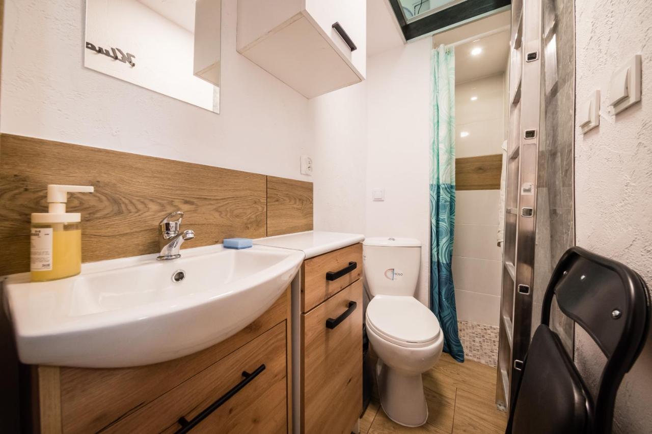 Micro Apartments 2,5 Qm - Najmniejsze Apartamenty Swiata 2,5 Mkw Krasków Εξωτερικό φωτογραφία