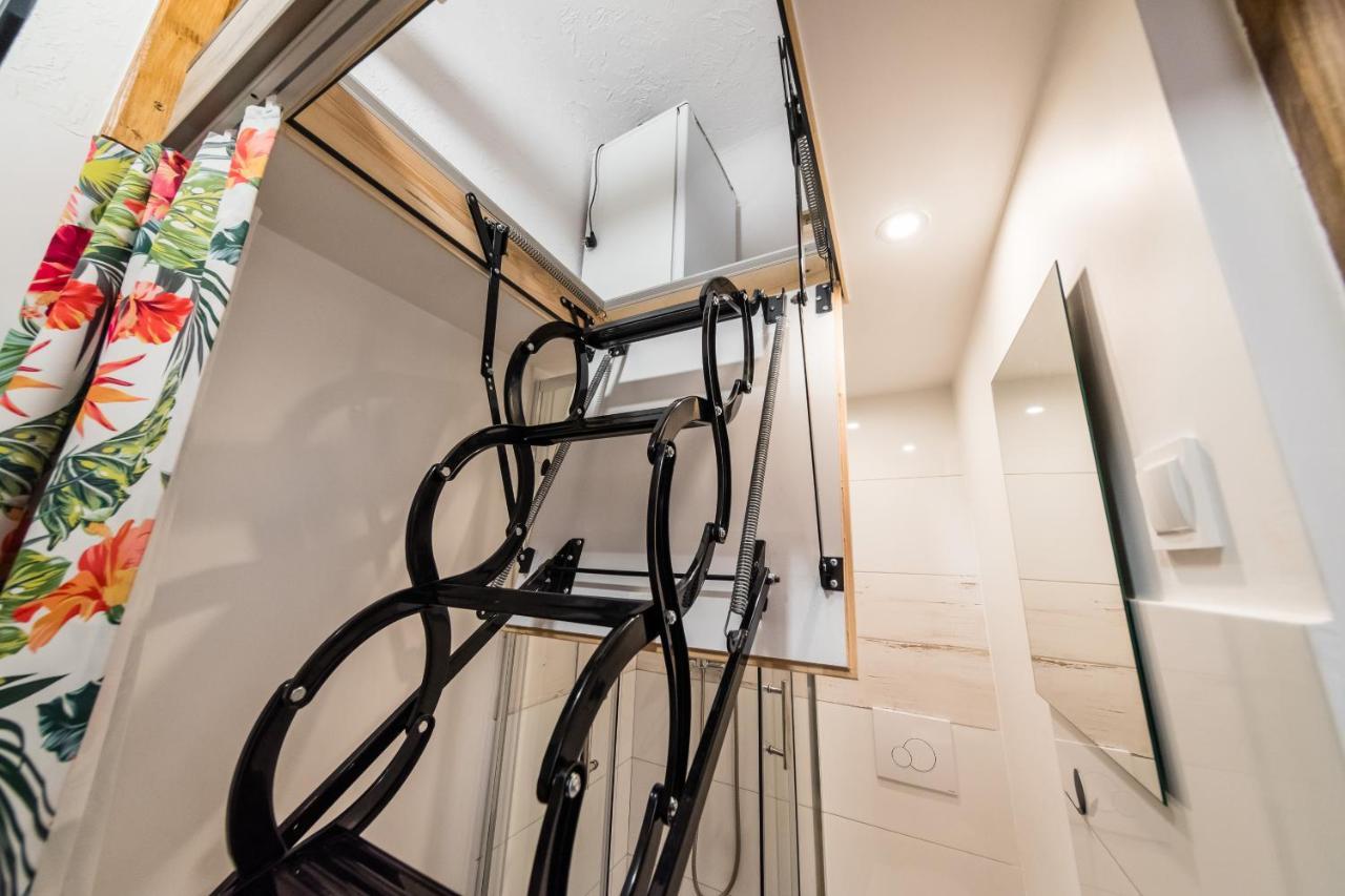 Micro Apartments 2,5 Qm - Najmniejsze Apartamenty Swiata 2,5 Mkw Krasków Εξωτερικό φωτογραφία